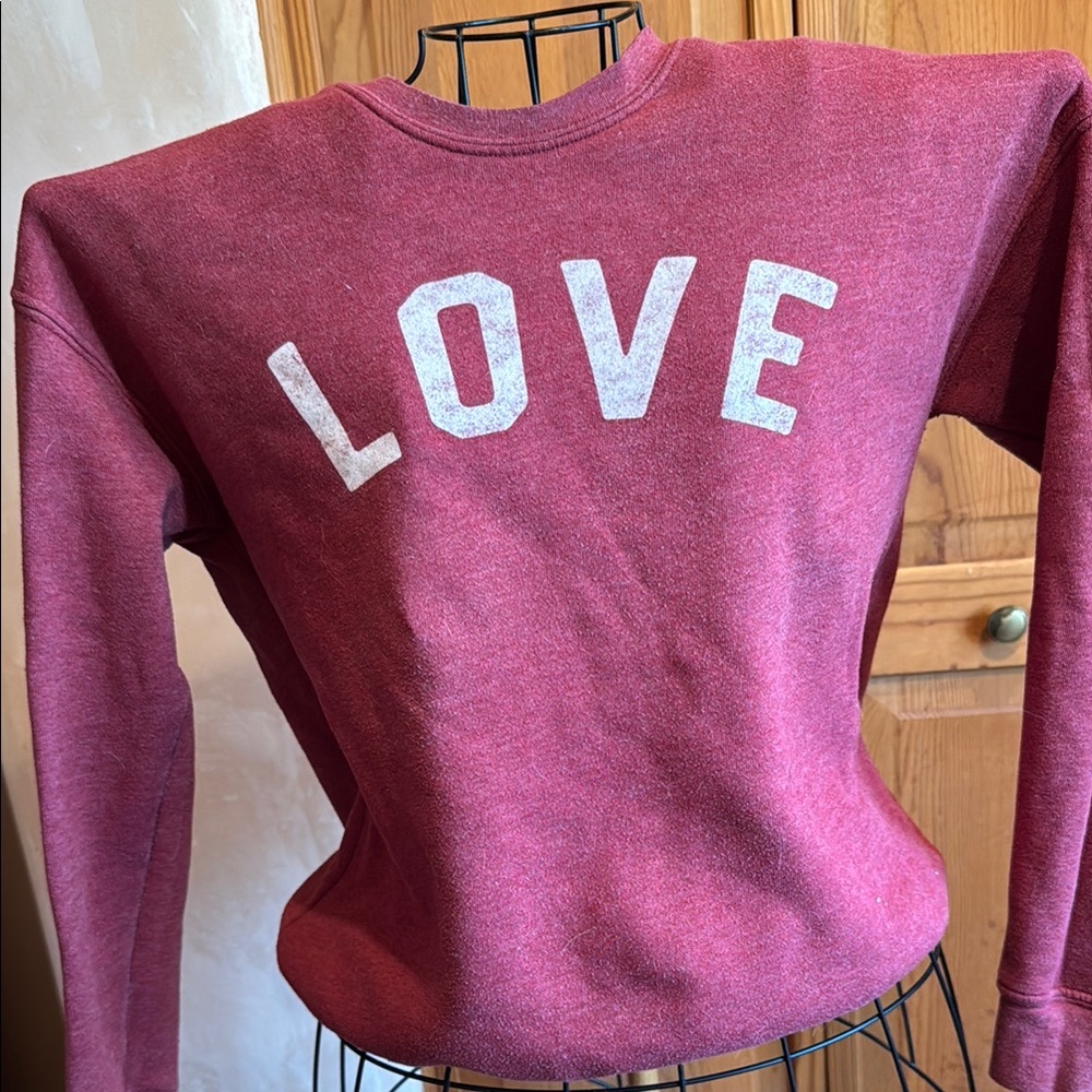 Love Crew Neck Sweater - Pink